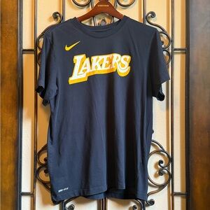 Nike NBA Lakers T-Shirt Size Large